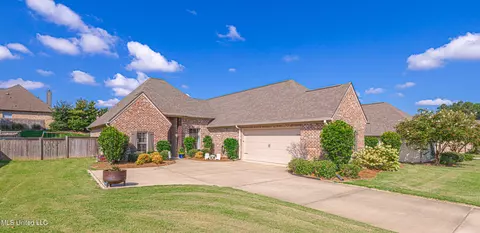 119 Claiborne St, Madison, MS 39110