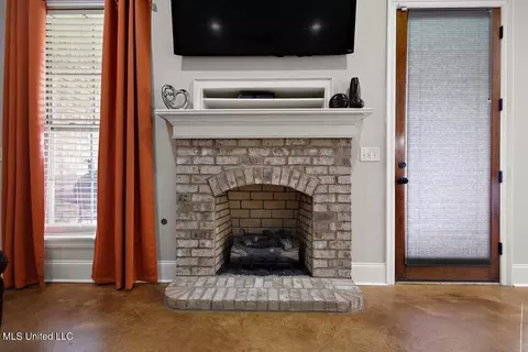 Other - 504 Westpark Ct, Brandon, MS 39042 photo 4 of 9