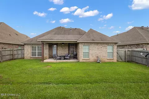 Exterior - 504 Westpark Ct, Brandon, MS 39042 photo 5 of 7