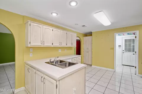 Kitchen - 1579 Mason Dr, Hernando, MS 38632 photo 1 of 4