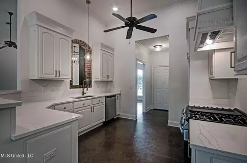 318 Turtle Holw, Brandon, MS 39047 photo 17