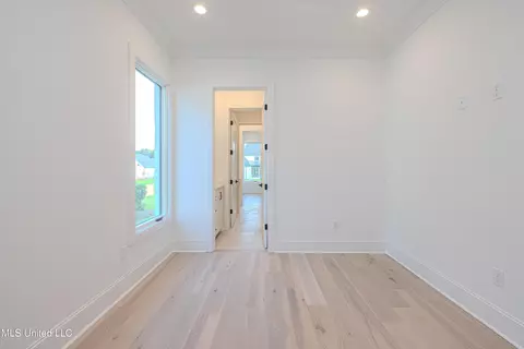 Bedroom - 464 Whittington Cir, Madison, MS 39110 photo 6 of 10