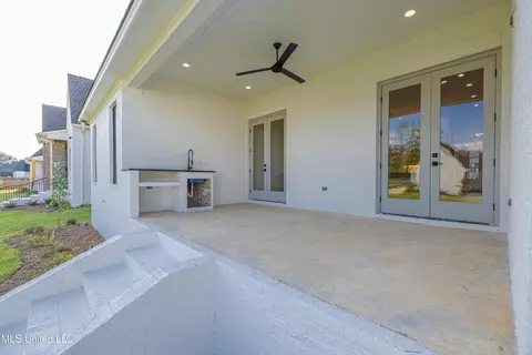 Exterior - 464 Whittington Cir, Madison, MS 39110 photo 7 of 7