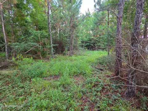 19391 28th St, Long Beach, MS 39560