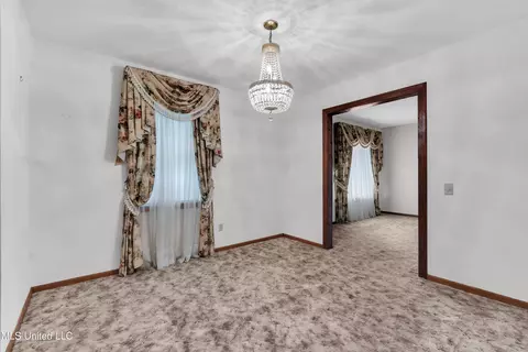 Dining - 2757 Panola St, Hernando, MS 38632 photo 1 of 1