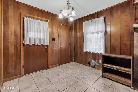 Entry Way - 2757 Panola St, Hernando, MS 38632 photo 3 of 3