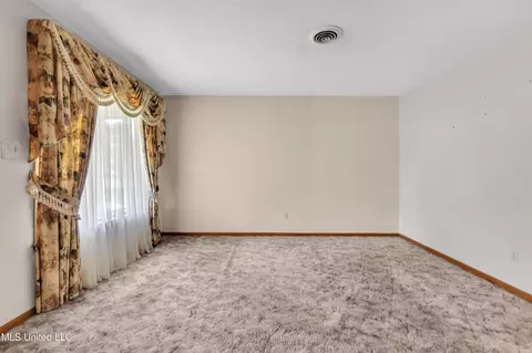 Living - 2757 Panola St, Hernando, MS 38632 photo 1 of 1
