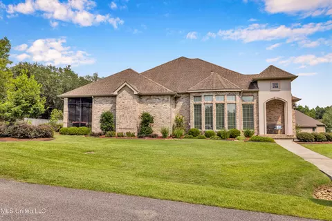 756 Saint Andrews Ct, Diamondhead, MS 39525