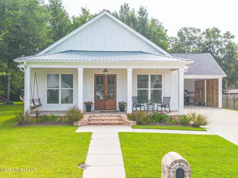 146 Sea Oaks Blvd, Long Beach, MS 39560