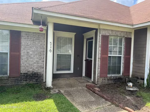 310 Big Oak Dr, Florence, MS 39073 photo 3