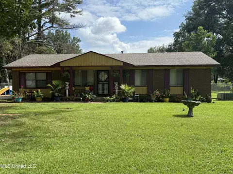 120 Maple St, Greenwood, MS 38930