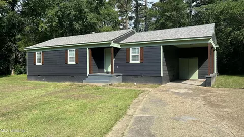 2261 Paden St, Jackson, MS 39204