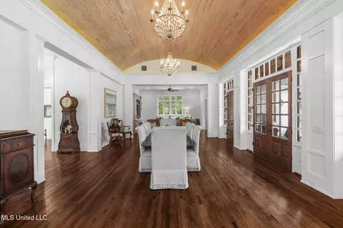 Dining - 407 Saint Augustine Dr #407, Madison, MS 39110 photo 3 of 5