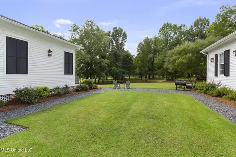 Exterior - 407 Saint Augustine Dr #407, Madison, MS 39110 photo 38 of 52
