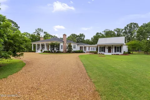 Exterior - 407 Saint Augustine Dr #407, Madison, MS 39110 photo 5 of 52
