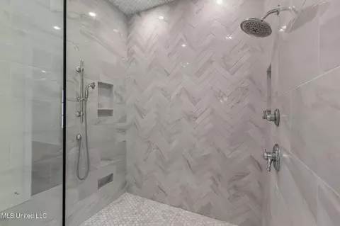 Bath - 407 Saint Augustine Dr #407, Madison, MS 39110 photo 4 of 8