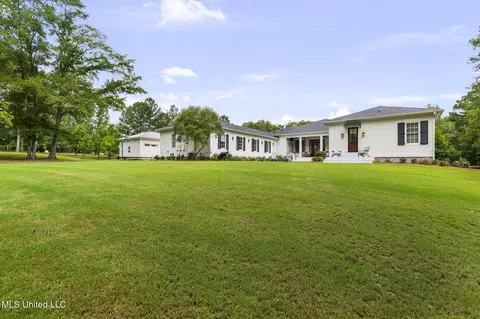 Exterior - 407 Saint Augustine Dr #407, Madison, MS 39110 photo 24 of 52