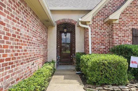 2029 Pebble Creek Dr, Brandon, MS 39042 photo 4