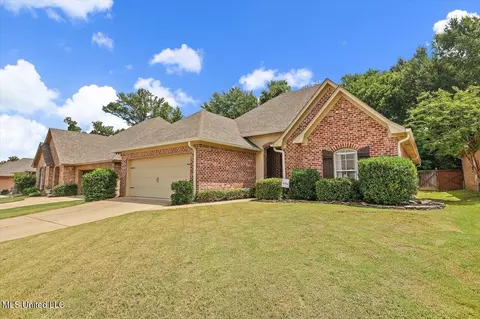 2029 Pebble Creek Dr, Brandon, MS 39042 photo 2