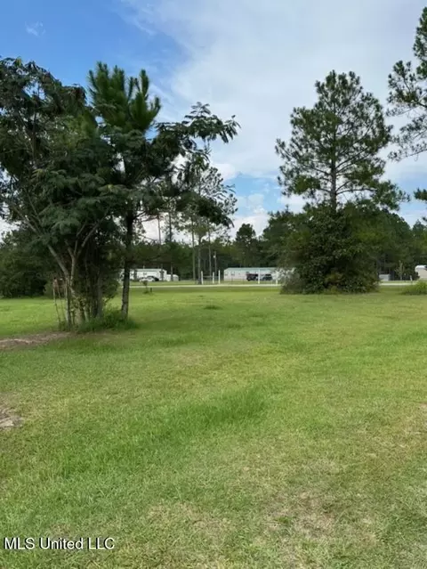 13213 Southern Pne, Vancleave, MS 39565 photo 4