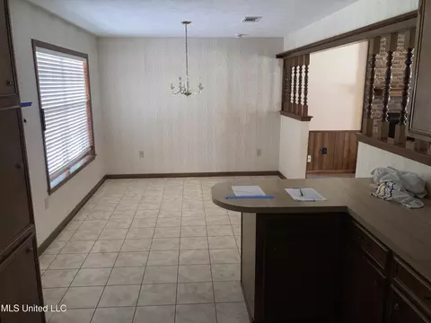 Dining - 430 Trent Dr, Jackson, MS 39212 photo 1 of 1