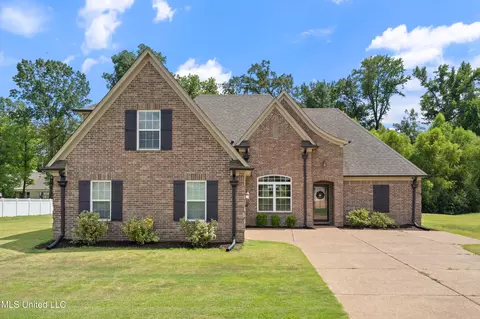 2321 Christian Ln, Southaven, MS 38671
