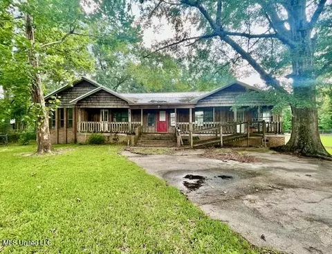 226 Oak St, Mize, MS 39116 photo 1