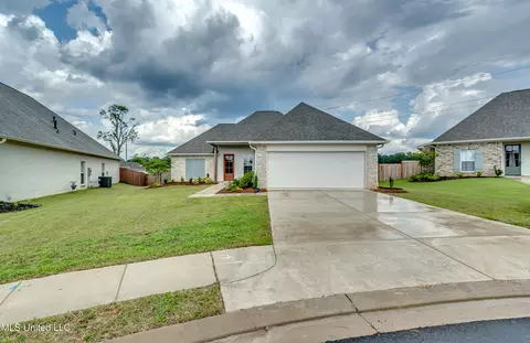 Exterior - 502 Black Cherry Cv, Canton, MS 39046 photo 5 of 12