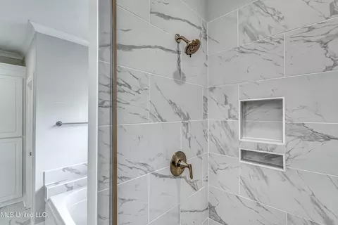 Bath - 502 Black Cherry Cv, Canton, MS 39046 photo 1 of 8