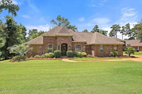 108 Woods Crossing Blvd, Madison, MS 39110