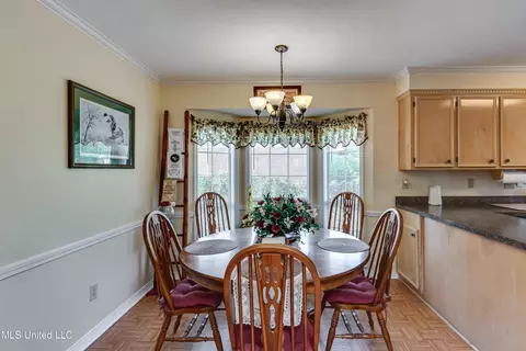 Dining - 409 Mockingbird Ln, Madison, MS 39110 photo 5 of 6