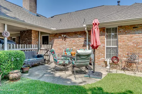 Exterior - 409 Mockingbird Ln, Madison, MS 39110 photo 3 of 13