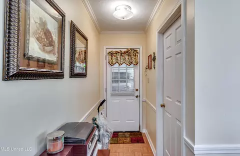 Entry Way - 409 Mockingbird Ln, Madison, MS 39110 photo 2 of 2