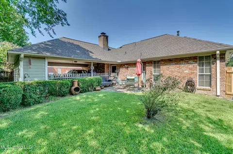 Exterior - 409 Mockingbird Ln, Madison, MS 39110 photo 4 of 13