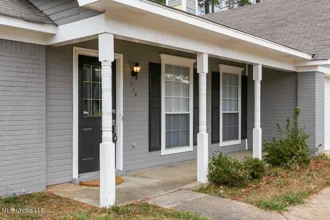 Exterior - 116 Holmar Dr, Brandon, MS 39047 photo 3 of 5