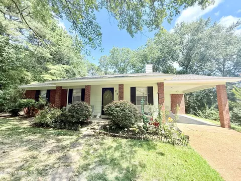 752 Scenic Dr, Grenada, MS 38901 photo 2