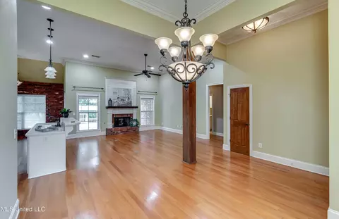 549 Turtle Ln, Brandon, MS 39047 photo 9