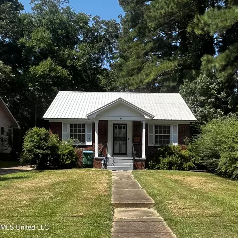 384 Jefferson St, Grenada, MS 38901 photo 1