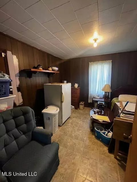 768 Becky St, Grenada, MS 38901 photo 7