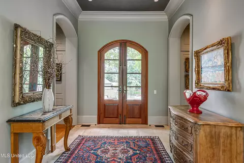 Entry Way - 20 Waterstone Pl, Jackson, MS 39211 photo 2 of 6