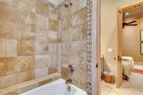 Bath - 20 Waterstone Pl, Jackson, MS 39211 photo 10 of 10