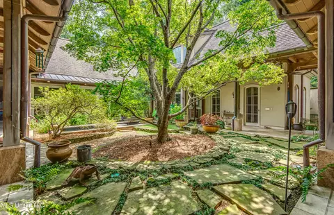 Exterior - 20 Waterstone Pl, Jackson, MS 39211 photo 8 of 19