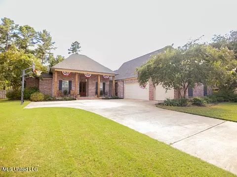 Exterior - 152 Grayhawk Dr, Madison, MS 39110 photo 2 of 9