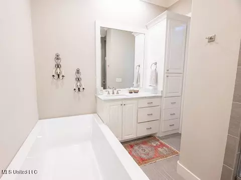 Bath - 152 Grayhawk Dr, Madison, MS 39110 photo 4 of 5