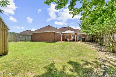 Exterior - 128 Hunters Row, Madison, MS 39110 photo 2 of 8