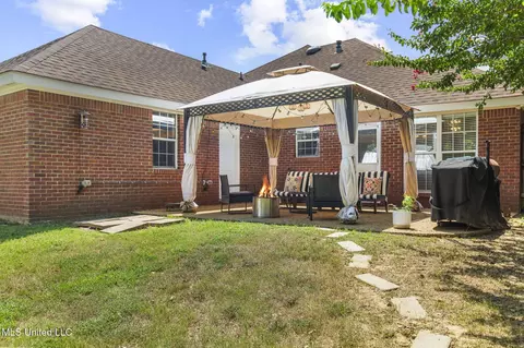 Exterior - 128 Hunters Row, Madison, MS 39110 photo 5 of 8