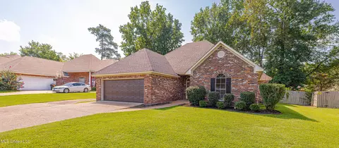 5817 Lake Trace Cir, Jackson, MS 39211 photo 3