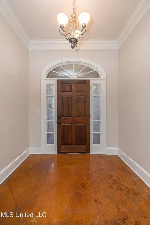 5817 Lake Trace Cir, Jackson, MS 39211 photo 7