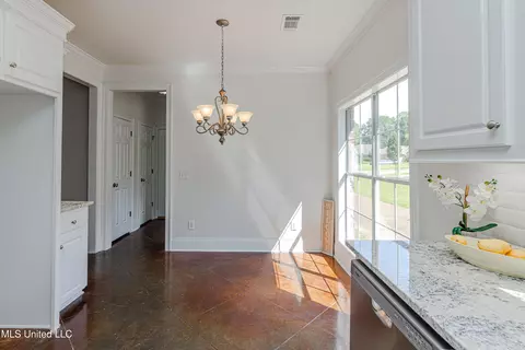 5817 Lake Trace Cir, Jackson, MS 39211 photo 21