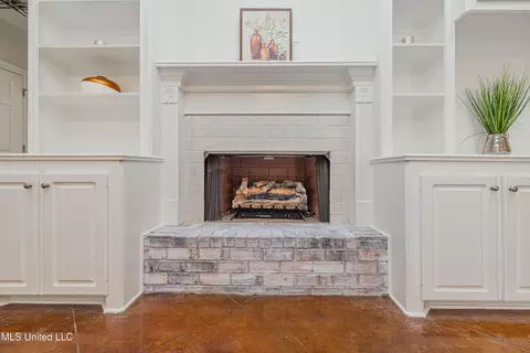 5817 Lake Trace Cir, Jackson, MS 39211 photo 11
